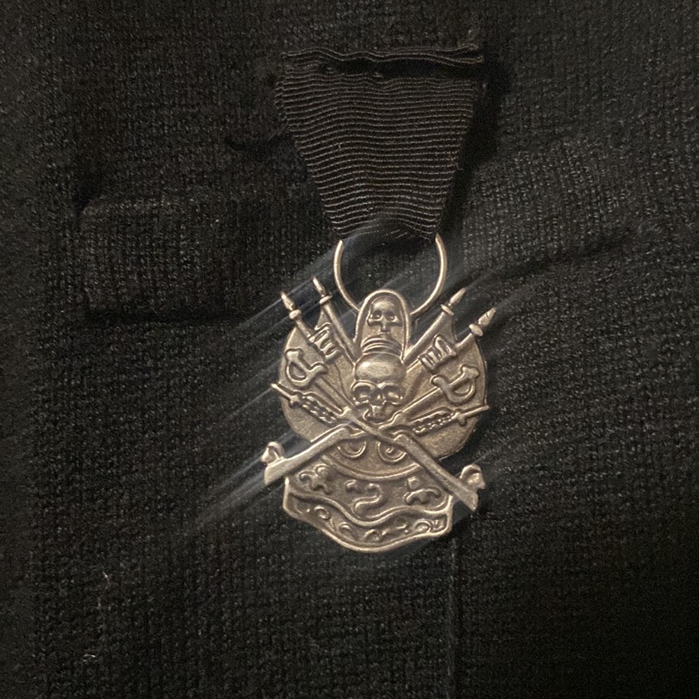 Used black cardigan - Picture 2 of 4